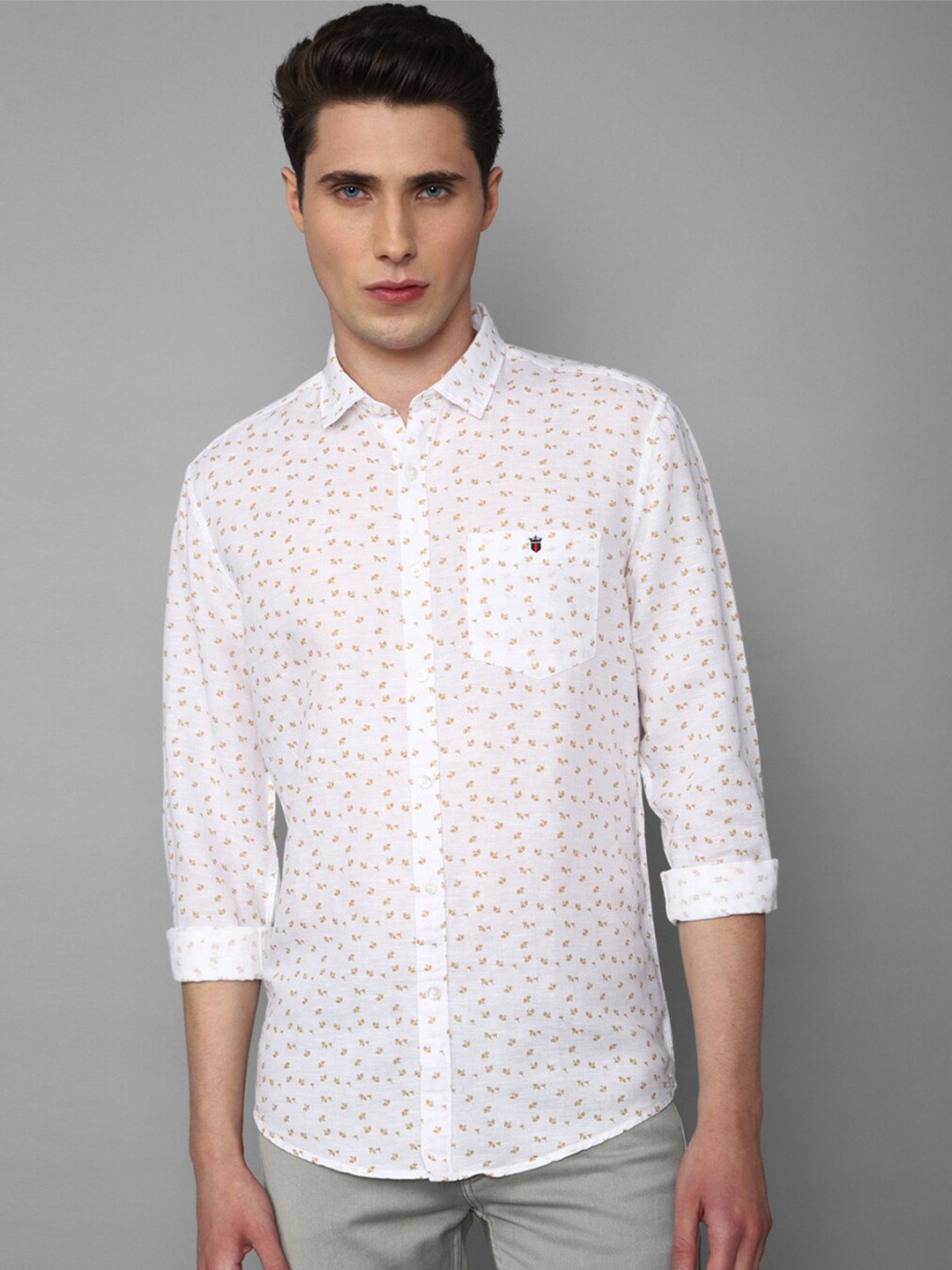 

Louis Philippe Jeans Men Slim Fit Floral Printed Casual Shirt, White