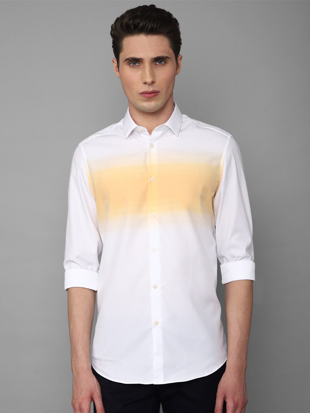 

Louis Philippe Sport Men Pure Cotton Slim Fit Colourblocked Casual Shirt, White