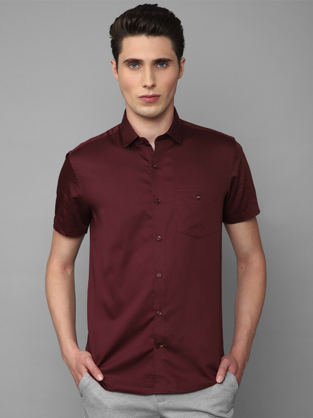 

Louis Philippe Sport Men Cotton Slim Fit Casual Shirt, Maroon