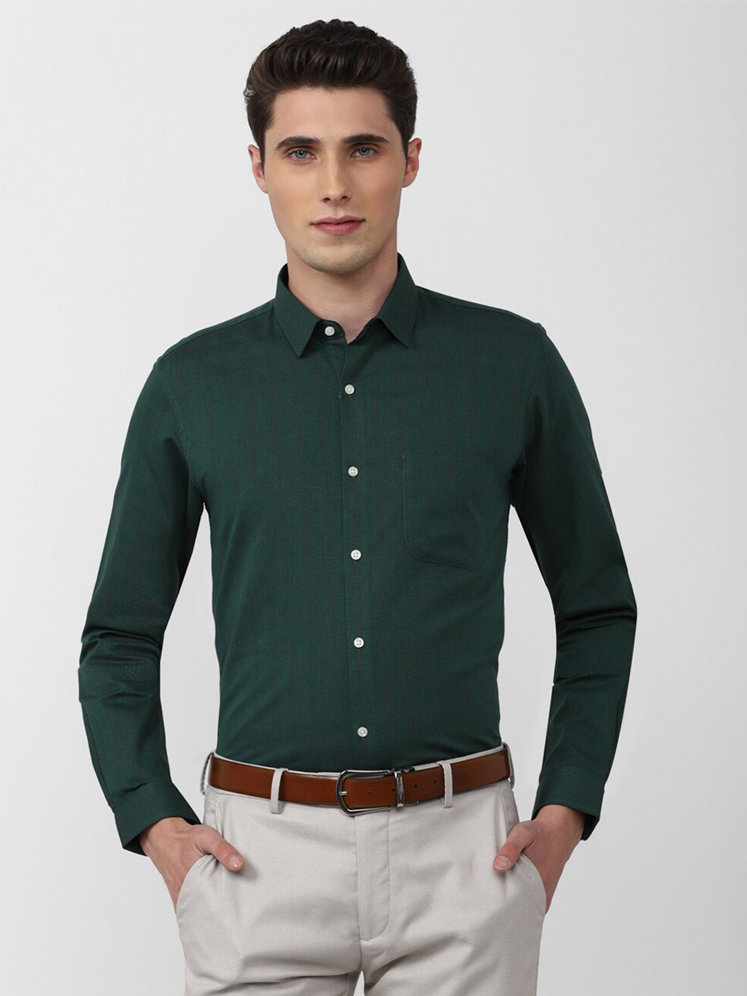 

Peter England Men Slim Fit Cotton Formal Shirt, Green