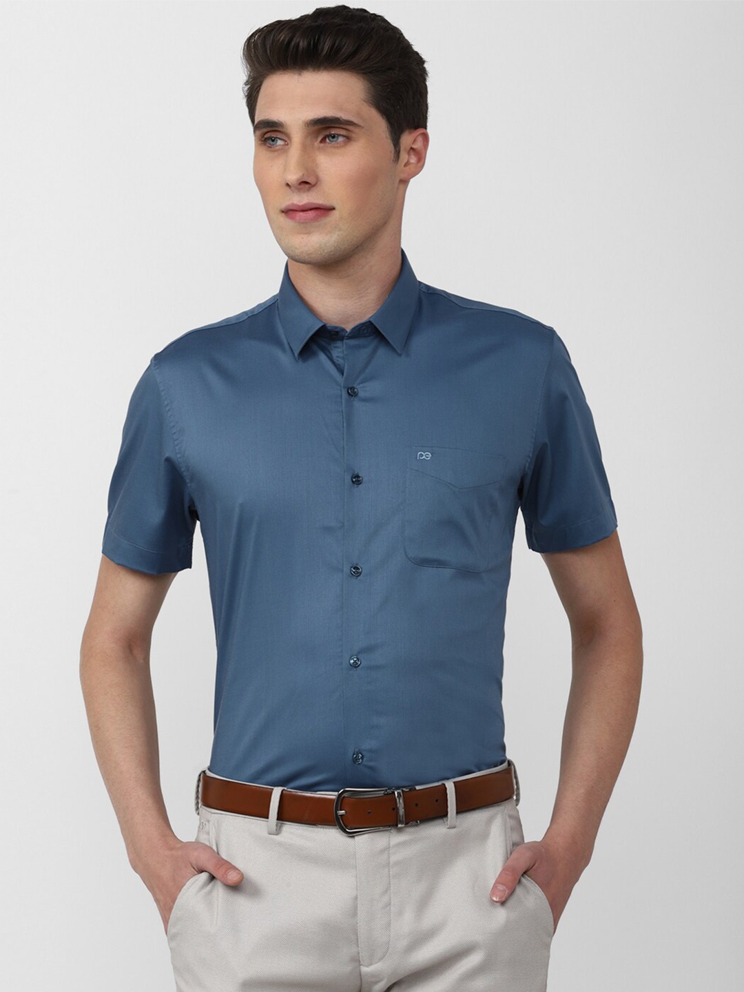 

Peter England Men Slim Fit Cotton Formal Shirt, Blue