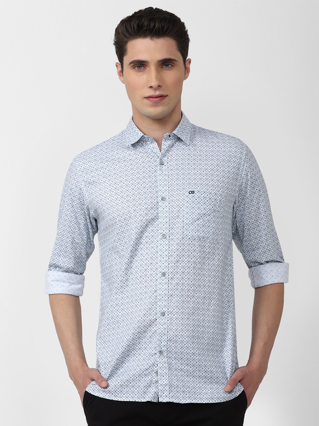 

Peter England Casuals Men Printed Cotton Slim Fit Casual Shirt, Blue