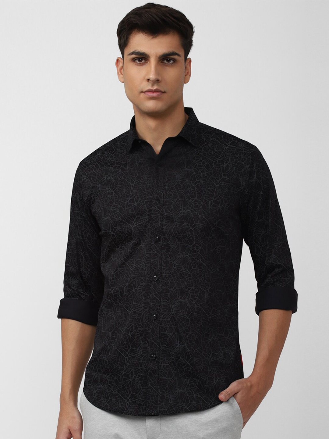 

V Dot Men Slim Fit Printed Cotton Casual Shirt, Black