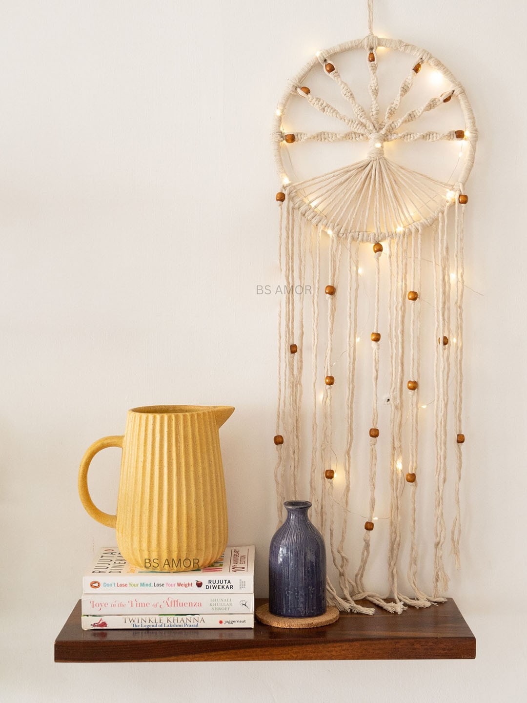

BS AMOR Off White Dreamcatcher Wall Hanging with Light