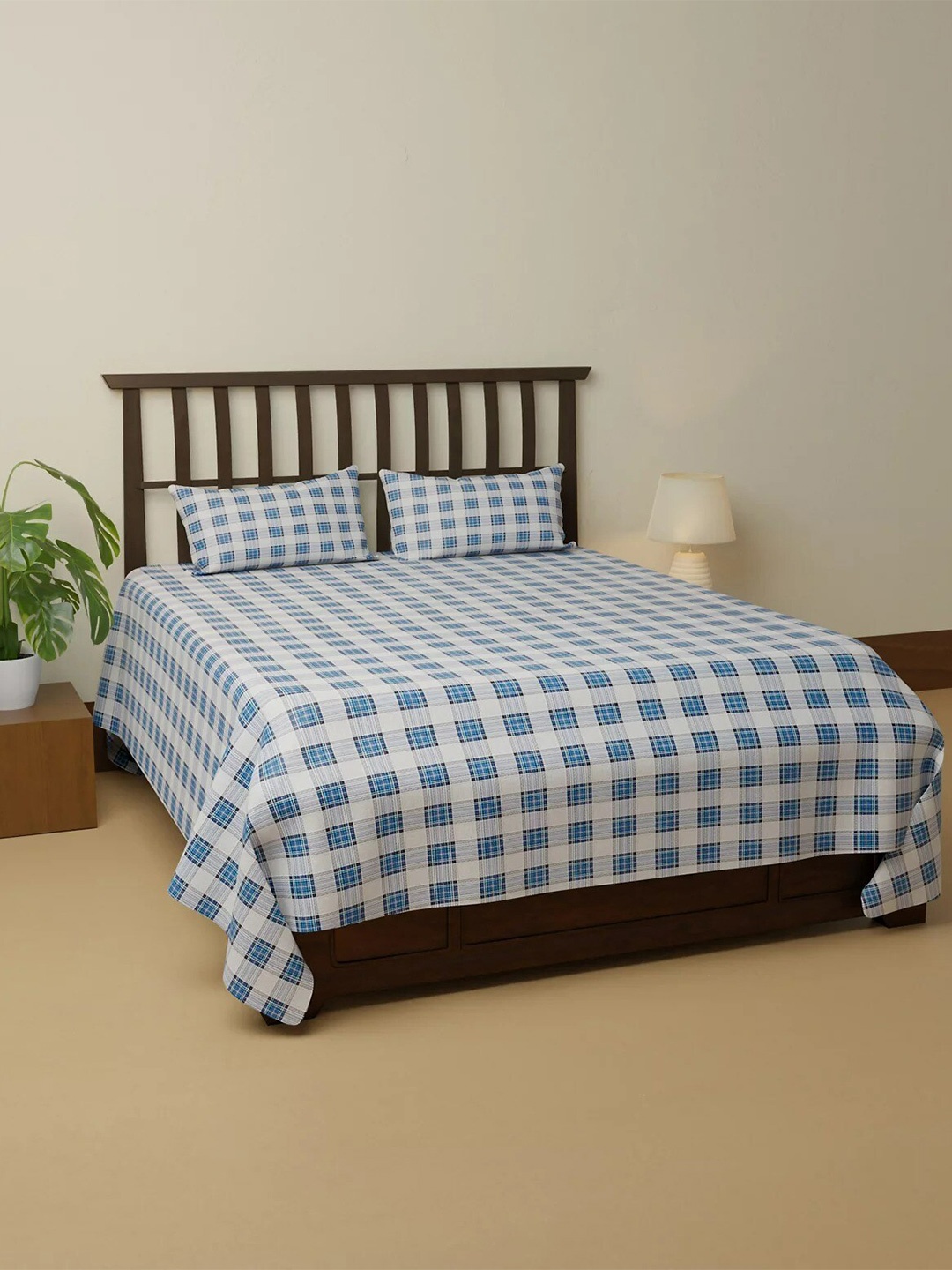 

Marks & Spencer Off White & Blue 128 TC Cotton King Bedsheet with 2 Pillow Covers