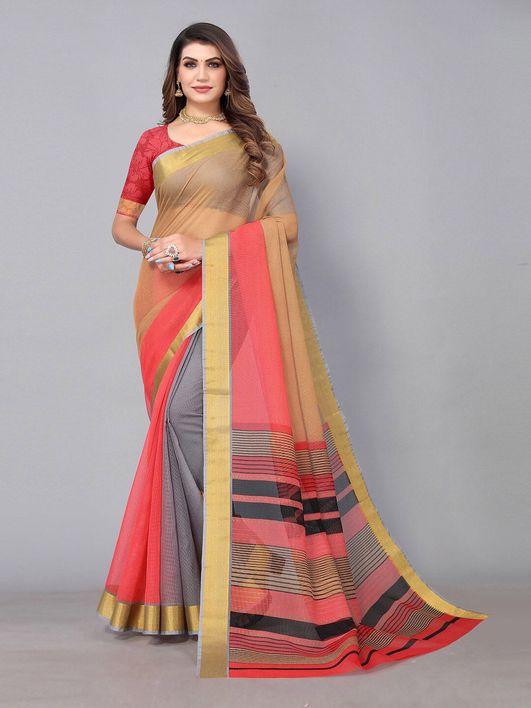 

HRITIKA Colourblocked Zari Silk Cotton Taant Saree, Beige
