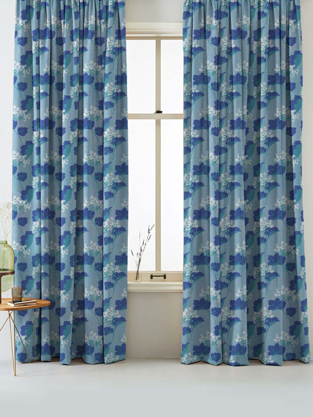 

SPACES Set Of 2 Blue Elegent Floral Print Matt Finish Black Out Window Curtain 5 Ft