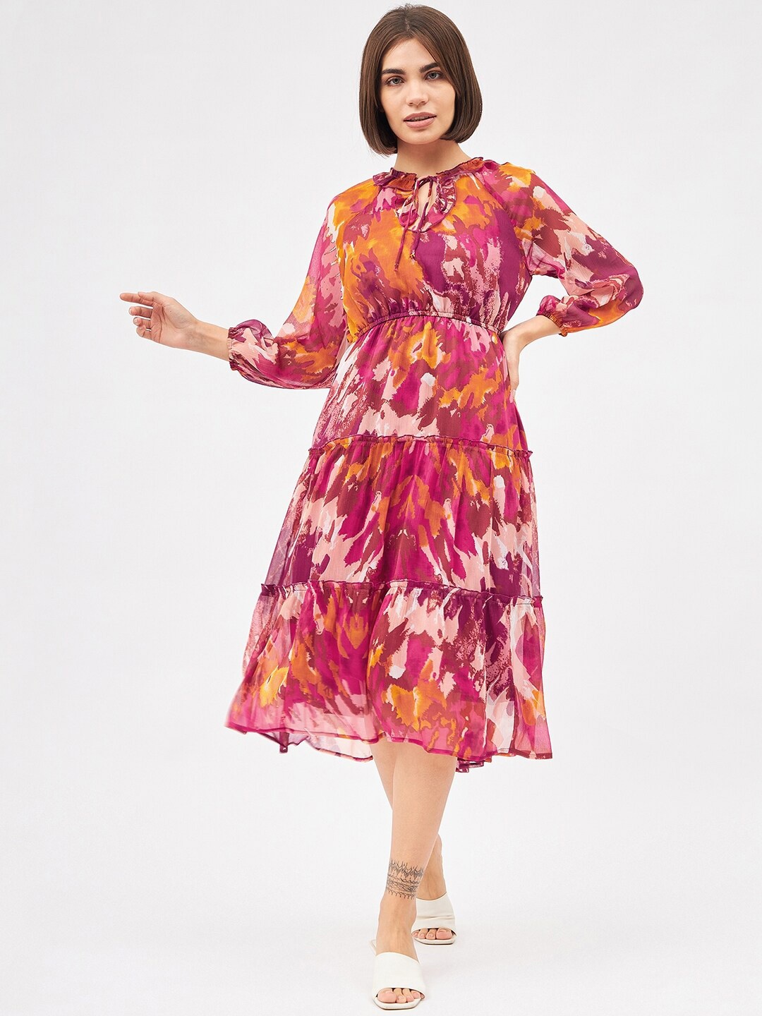 

Kibo Tie-Up Neck Chiffon Midi Dress, Pink