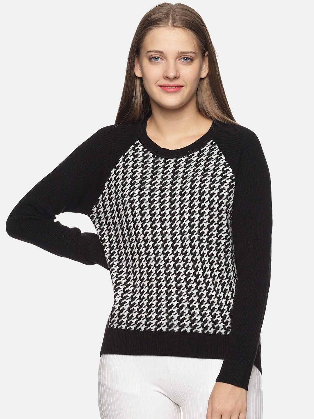 

DAiSY Women Printed Acrylic Pullover, Black