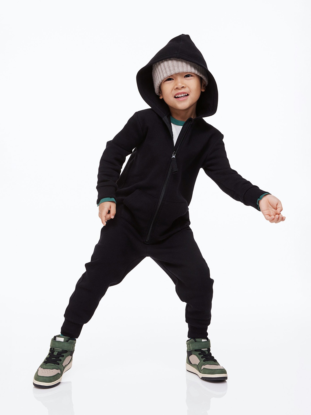 

H&M Boys Hooded Sweatshirt All-In-One Suit, Black