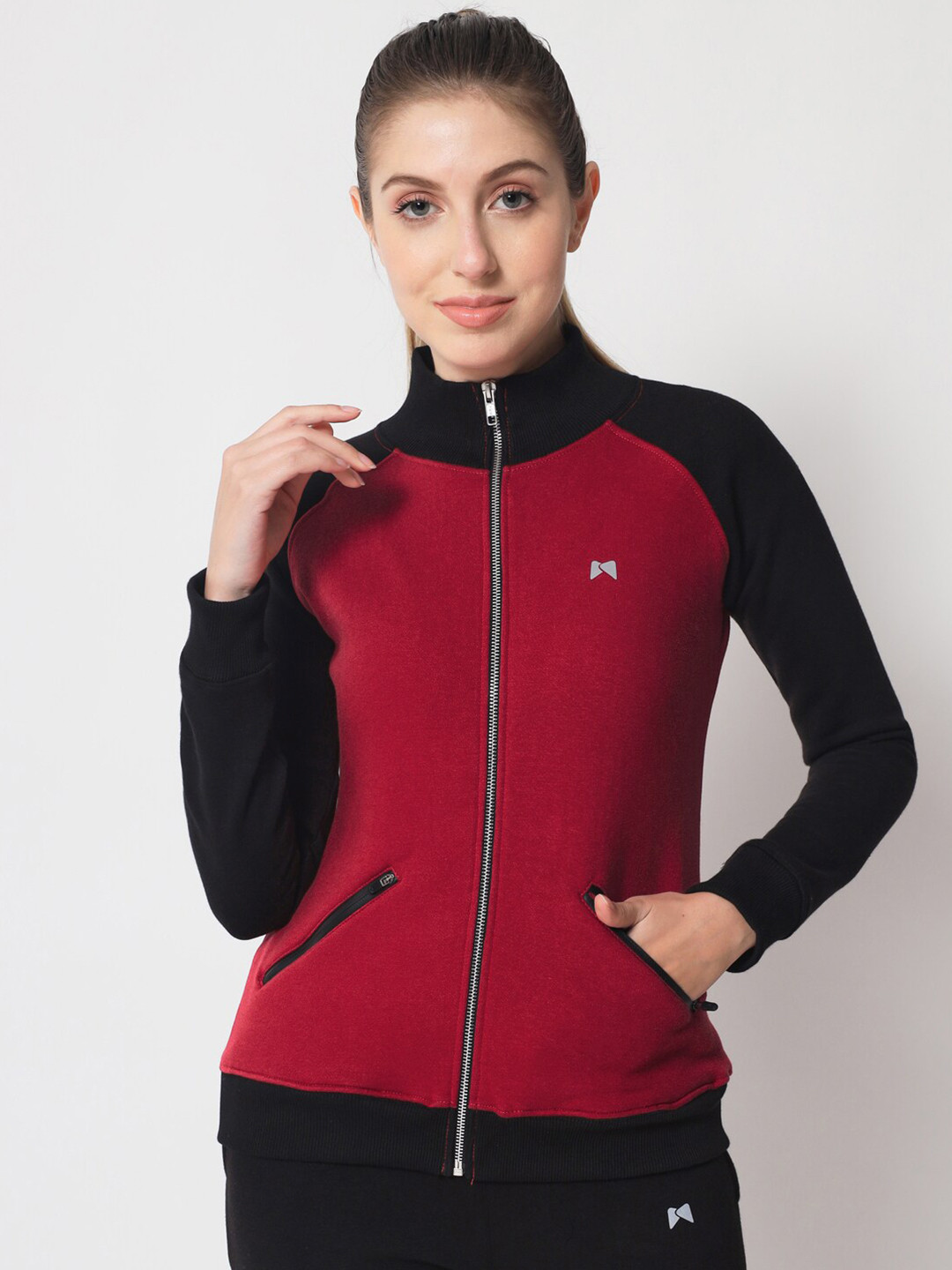 

MUSCLE TORQUE Women Red Sweatshirt