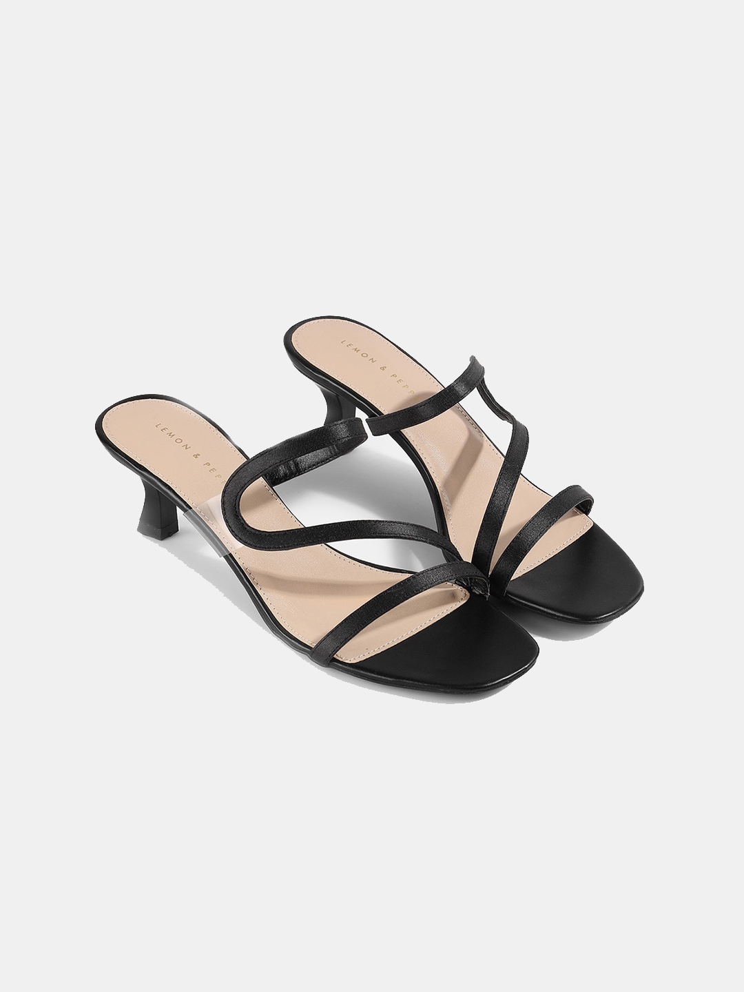 

LEMON & PEPPER Solid Kitten Heels, Black