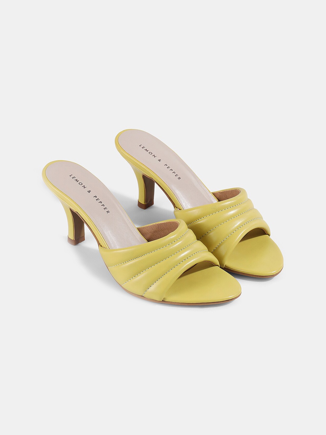 

LEMON & PEPPER Solid Kitten Heels, Yellow