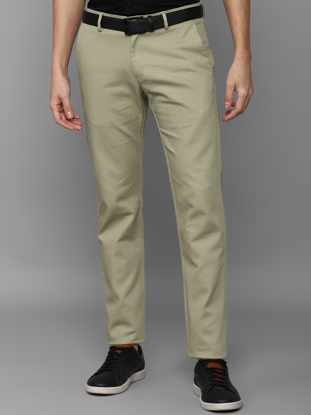 

Allen Solly Sport Men Cotton Solid Slim Fit Trousers, Olive