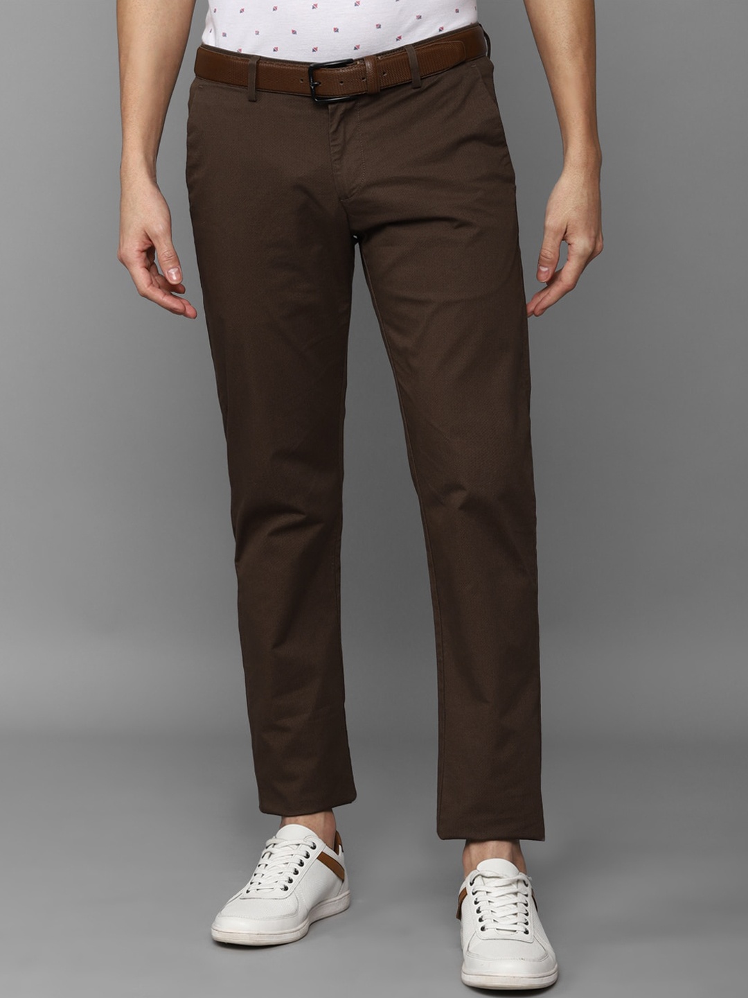 

Allen Solly Sport Men Cotton Solid Slim Fit Trousers, Brown