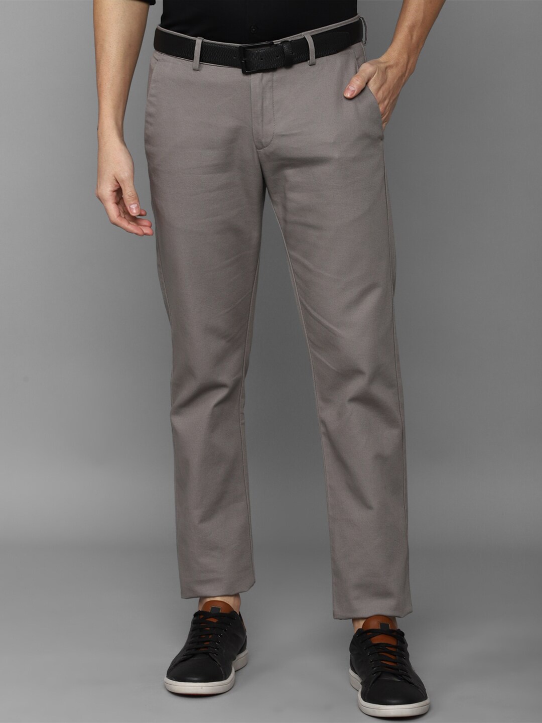 

Allen Solly Sport Men Slim Fit Trousers, Taupe