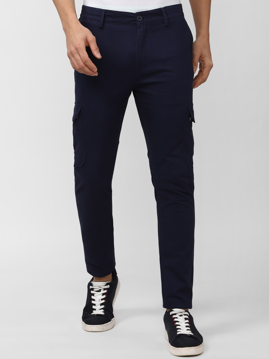 

Peter England Casuals Men Cargos Trousers, Navy blue