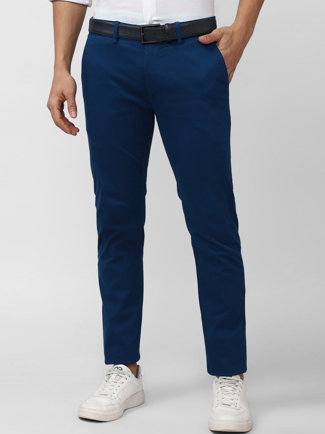 

Peter England Casuals Men Skinny Fit Trousers, Teal