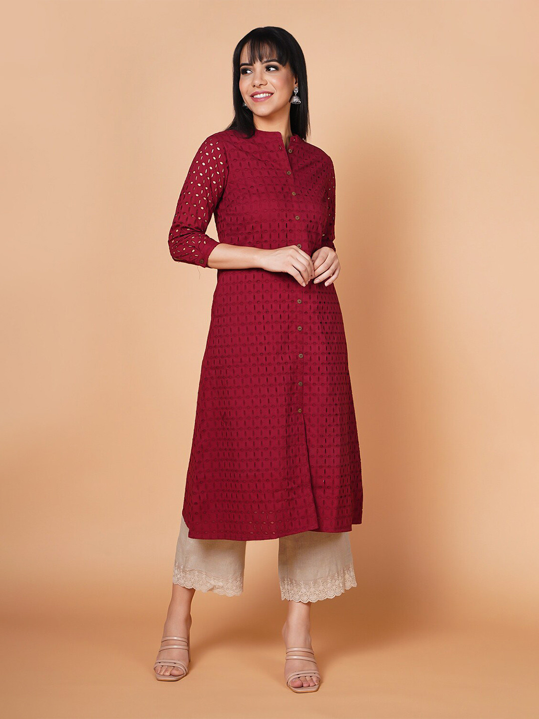 

BARARA ETHNIC Mandarin collar Woven Design Cotton Kurta, Maroon
