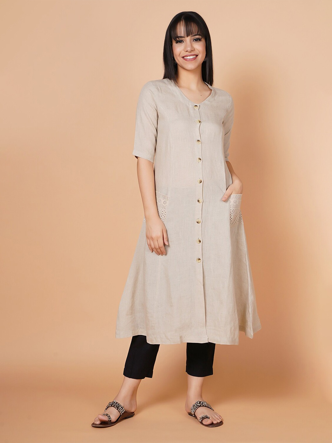

BARARA ETHNIC Women V-Neck Cotton Kurta, Beige