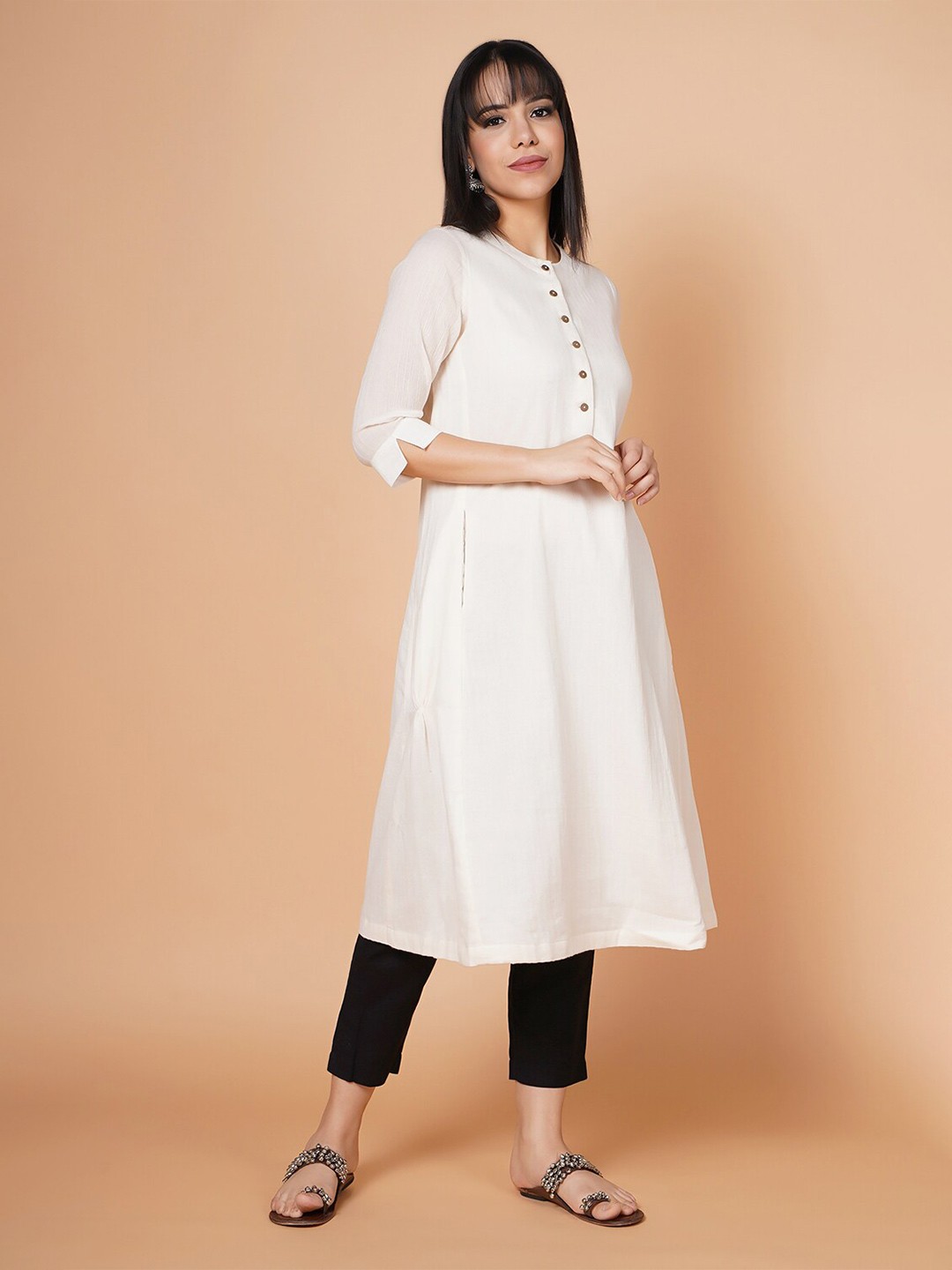 

BARARA ETHNIC Halter Neck Pure Cotton Kurta, White