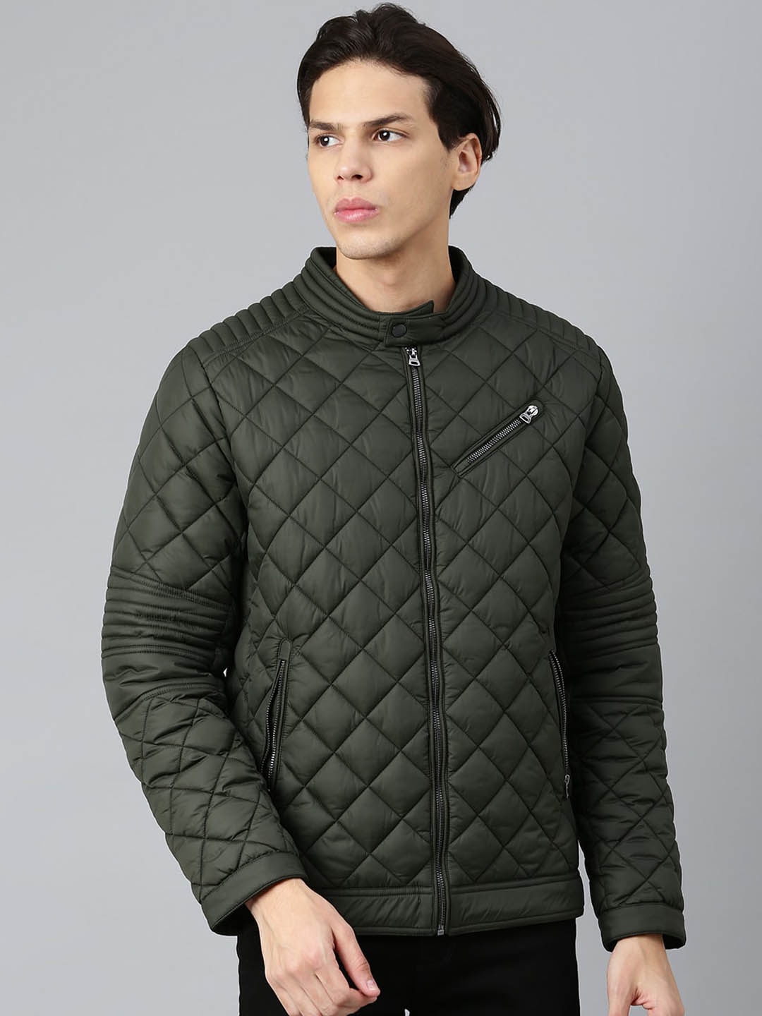 

Woodland Men Geometric Quilted Jacket, Black