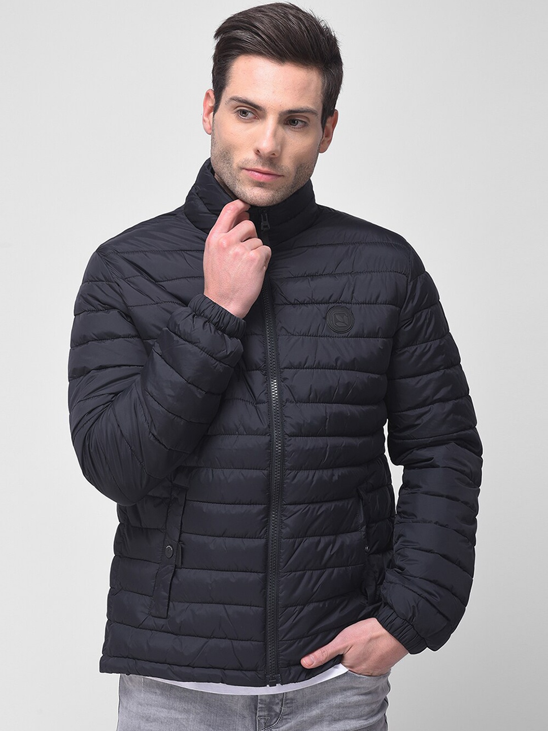 

Woodland Men Nylon Long Sleeves Padded Jacket, Navy blue