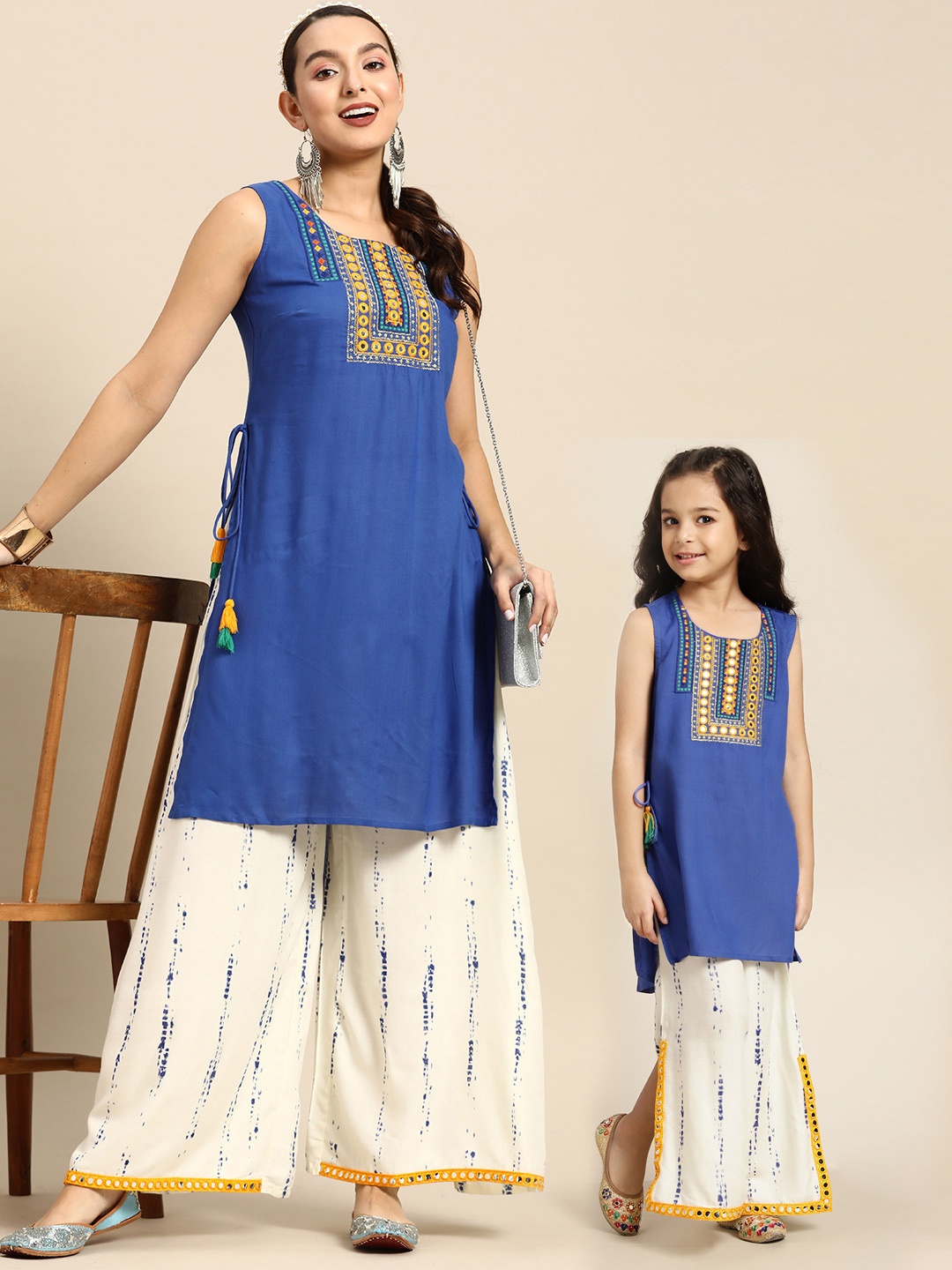 

Sangria Girls Yoke Design Mirror Work Kurta with Palazzos, Blue