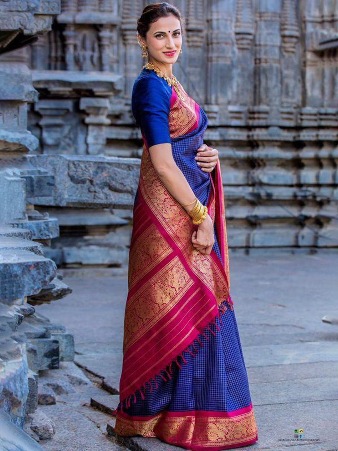 

Fashion Booms Woven Design Zari Pure Silk Saree, Blue