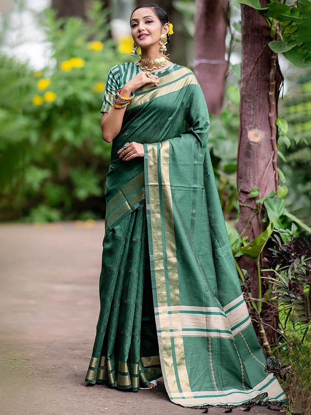 

Fashion Booms Woven Design Zari Pure Silk Kanjeevaram Saree, Green