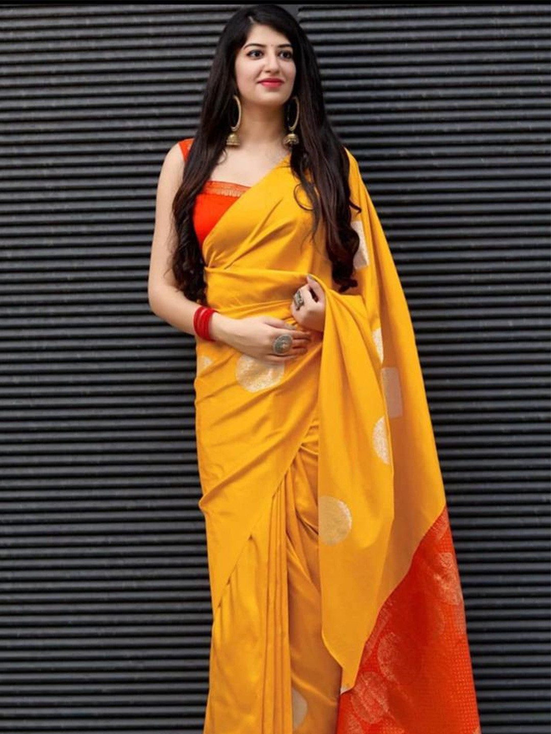 

Fashion Booms Ethnic Motifs Zari Pure Silk Kanjeevaram Saree, Yellow