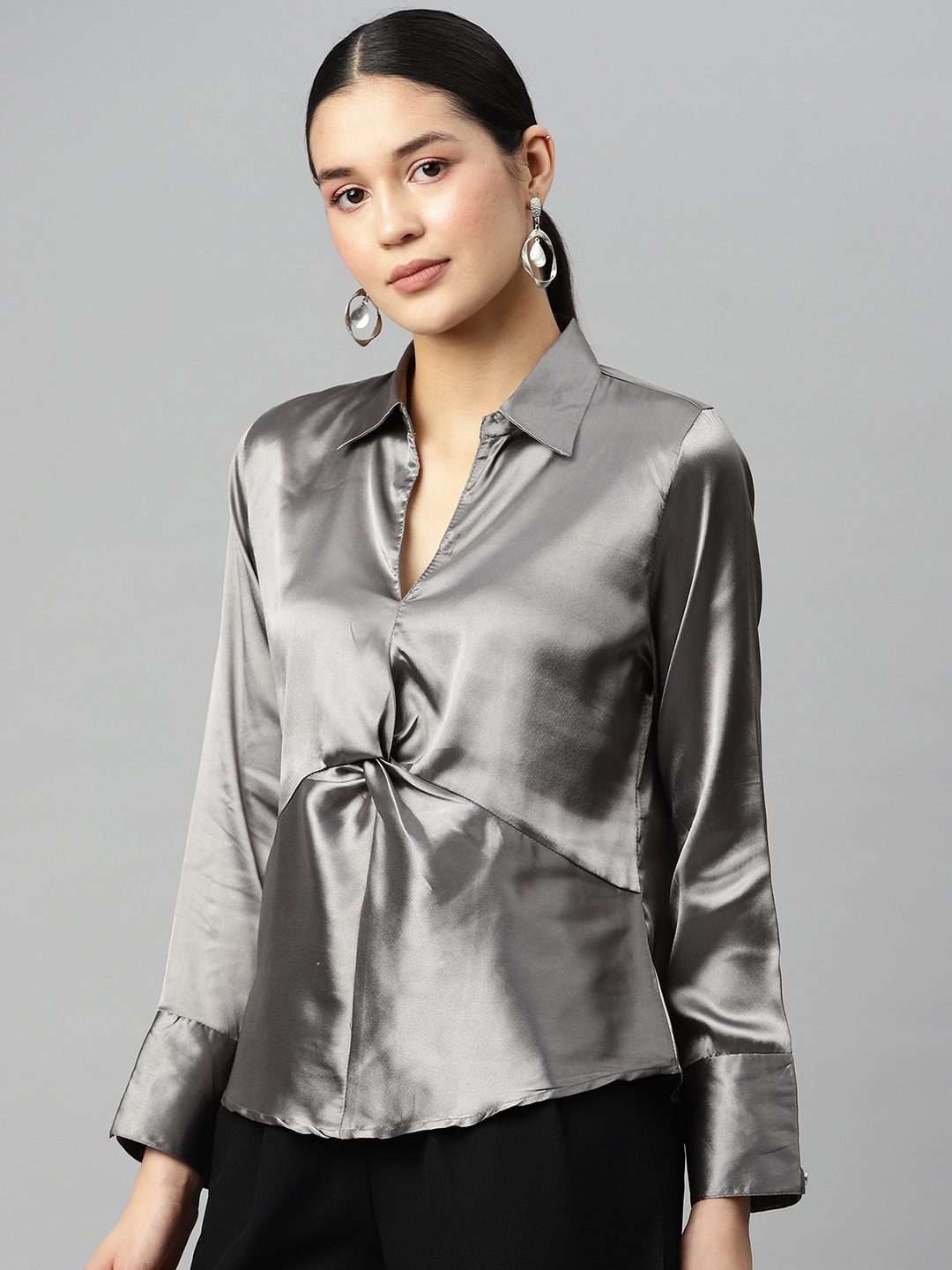 

Ives Twisted Shirt Style Top, Grey