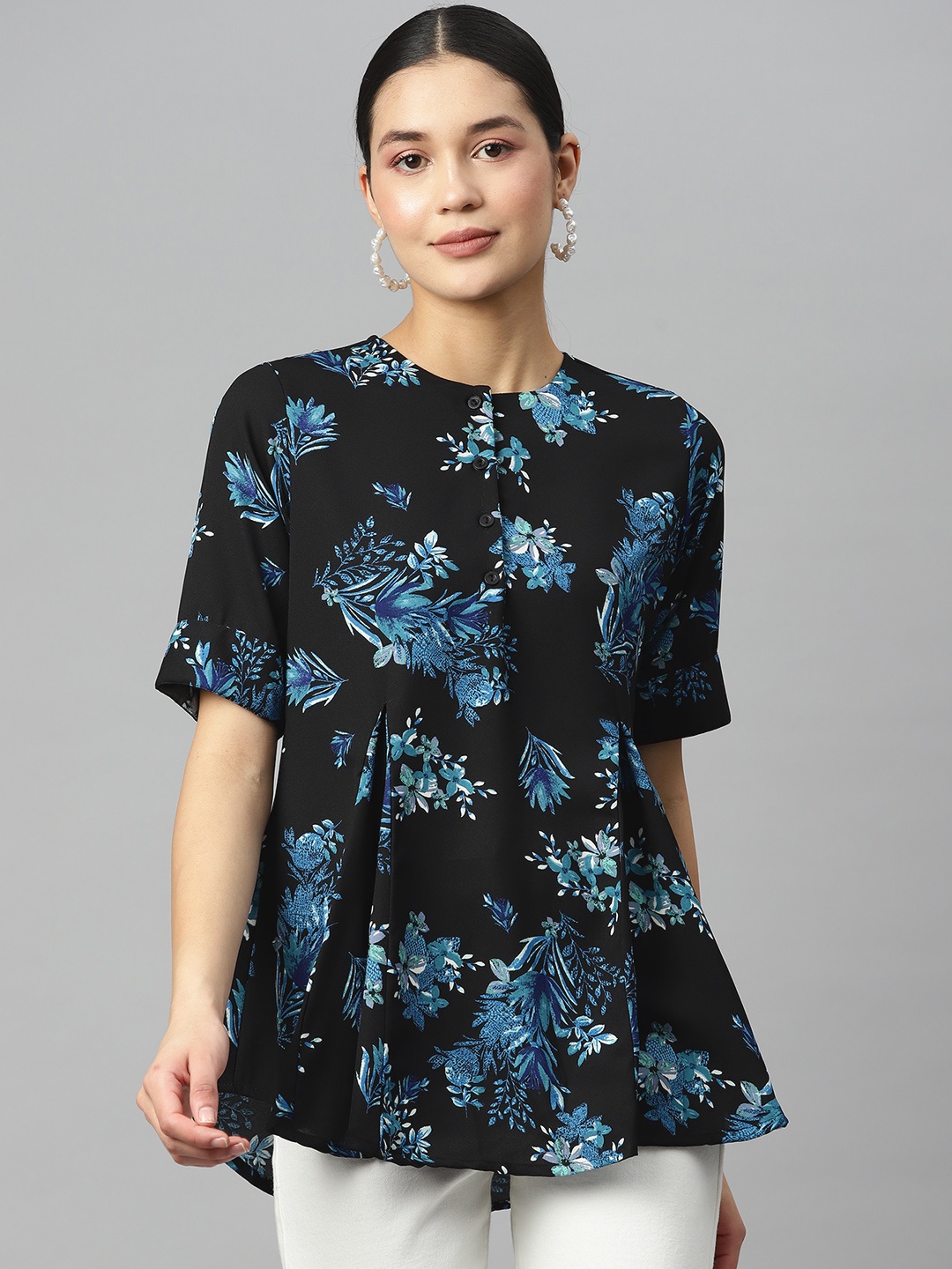 

Ives Floral Print Crepe Top, Navy blue