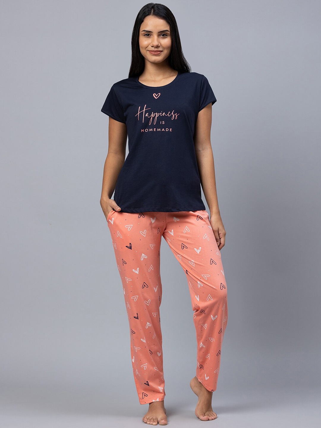 

AV2 Women Printed Pure Cotton Night suit, Navy blue