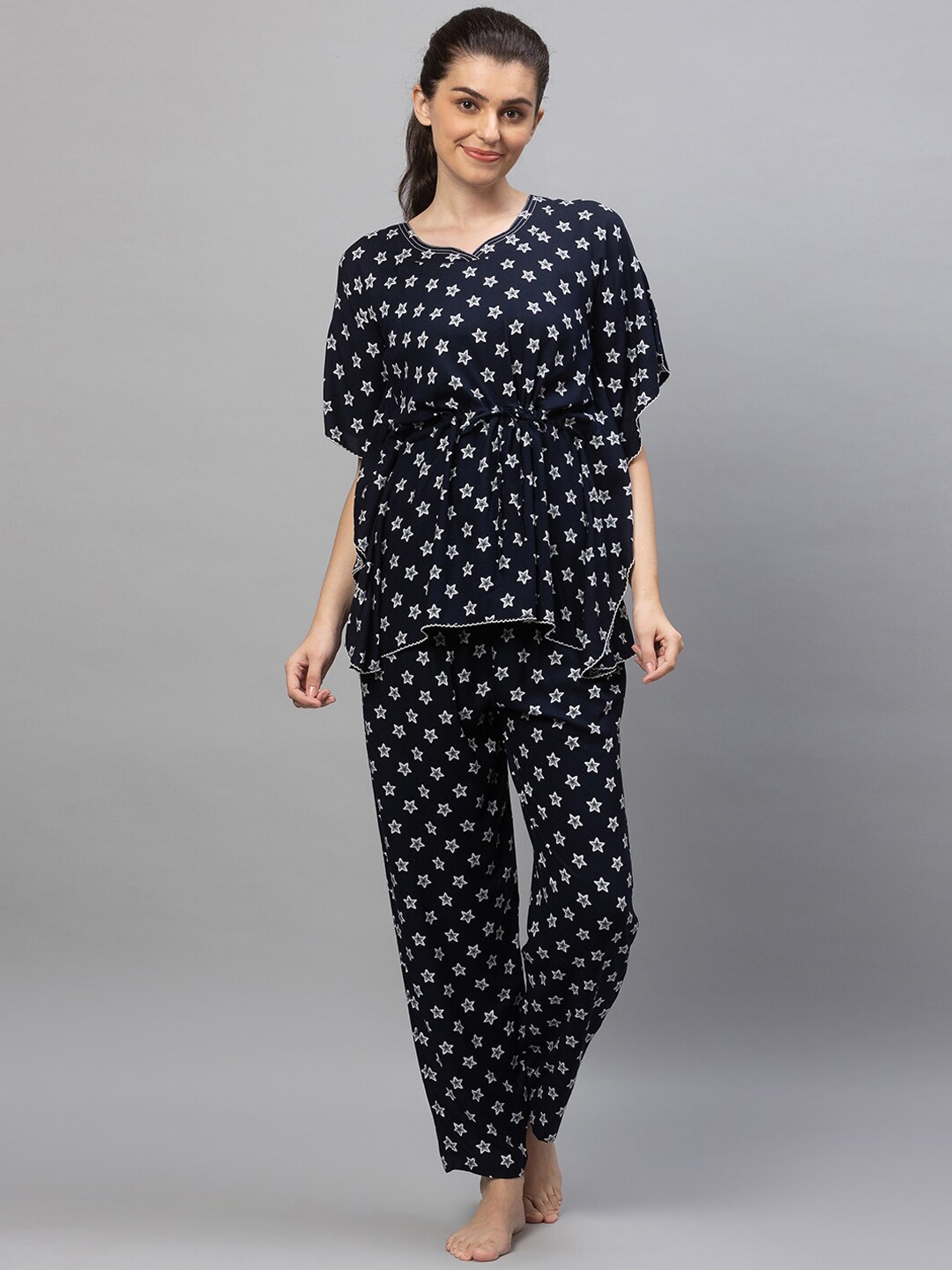 

AV2 Women Printed Pure Cotton Night suit, Navy blue