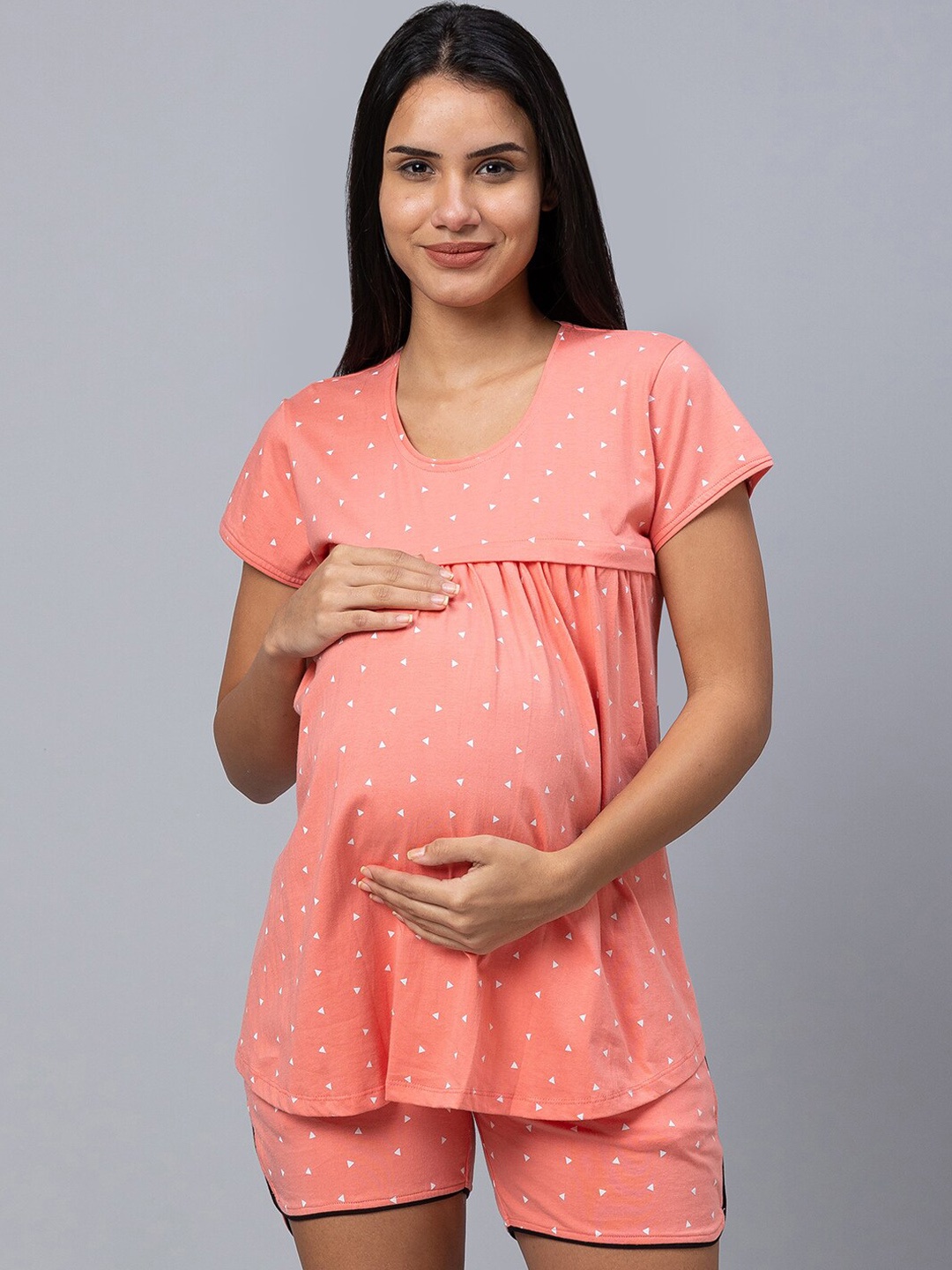

AV2 Women Printed Pure Cotton Maternity Night suit, Peach