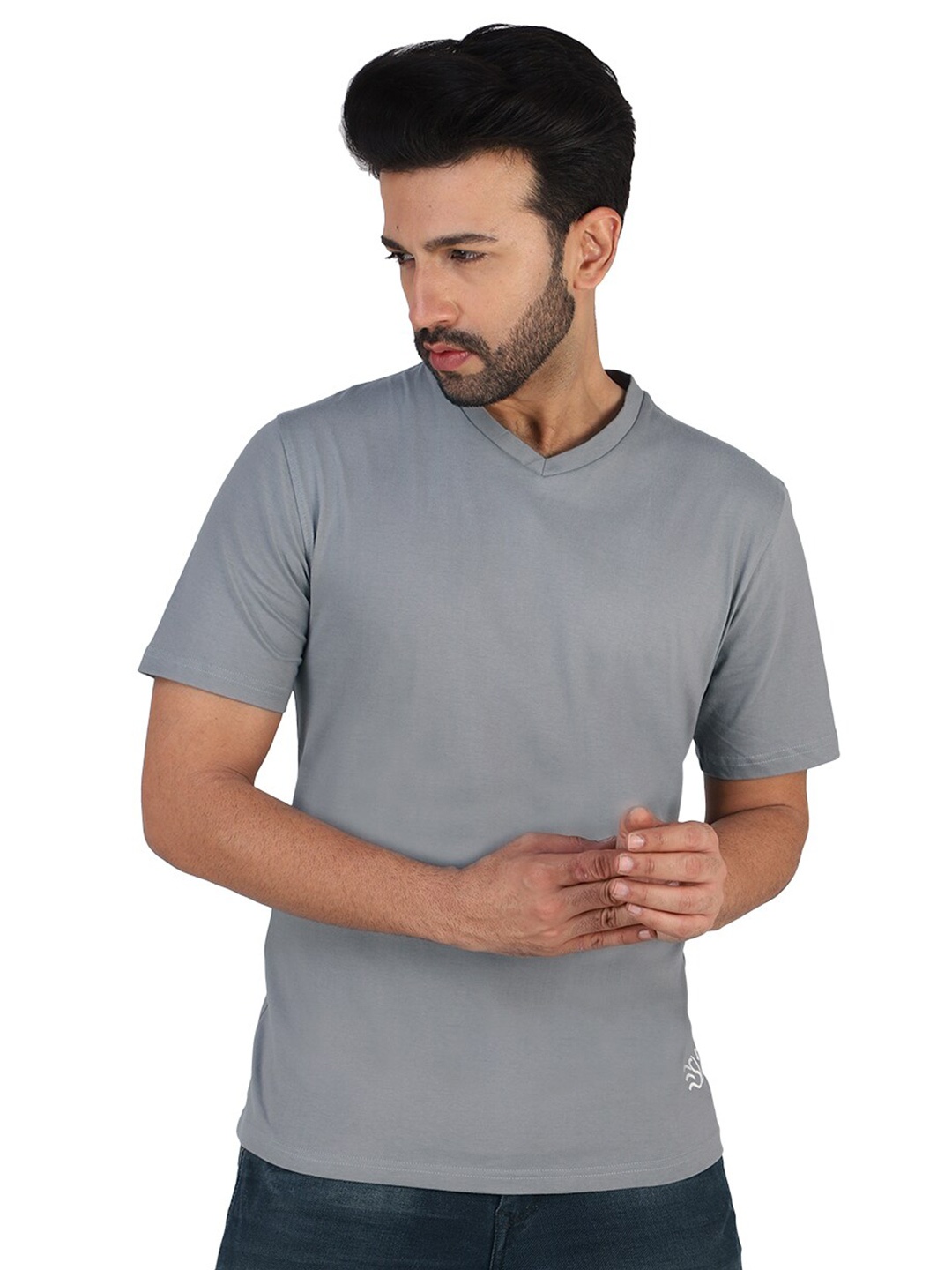 

The Stiff Collar Men Cotton V-Neck T-shirt, Grey