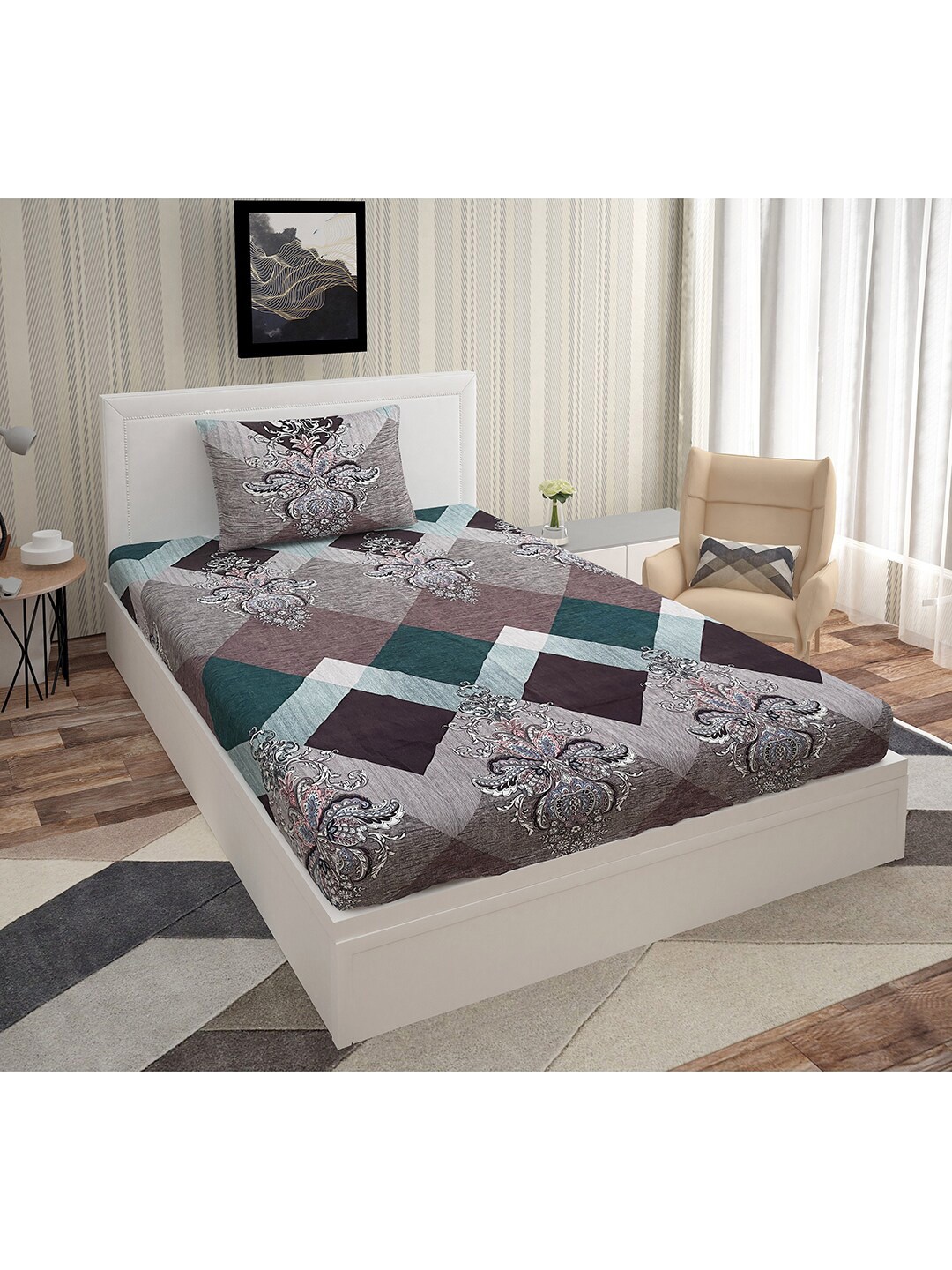

Urban Magic Grey & White Geometric 130 TC Single Bedsheet with 1 Pillow Covers