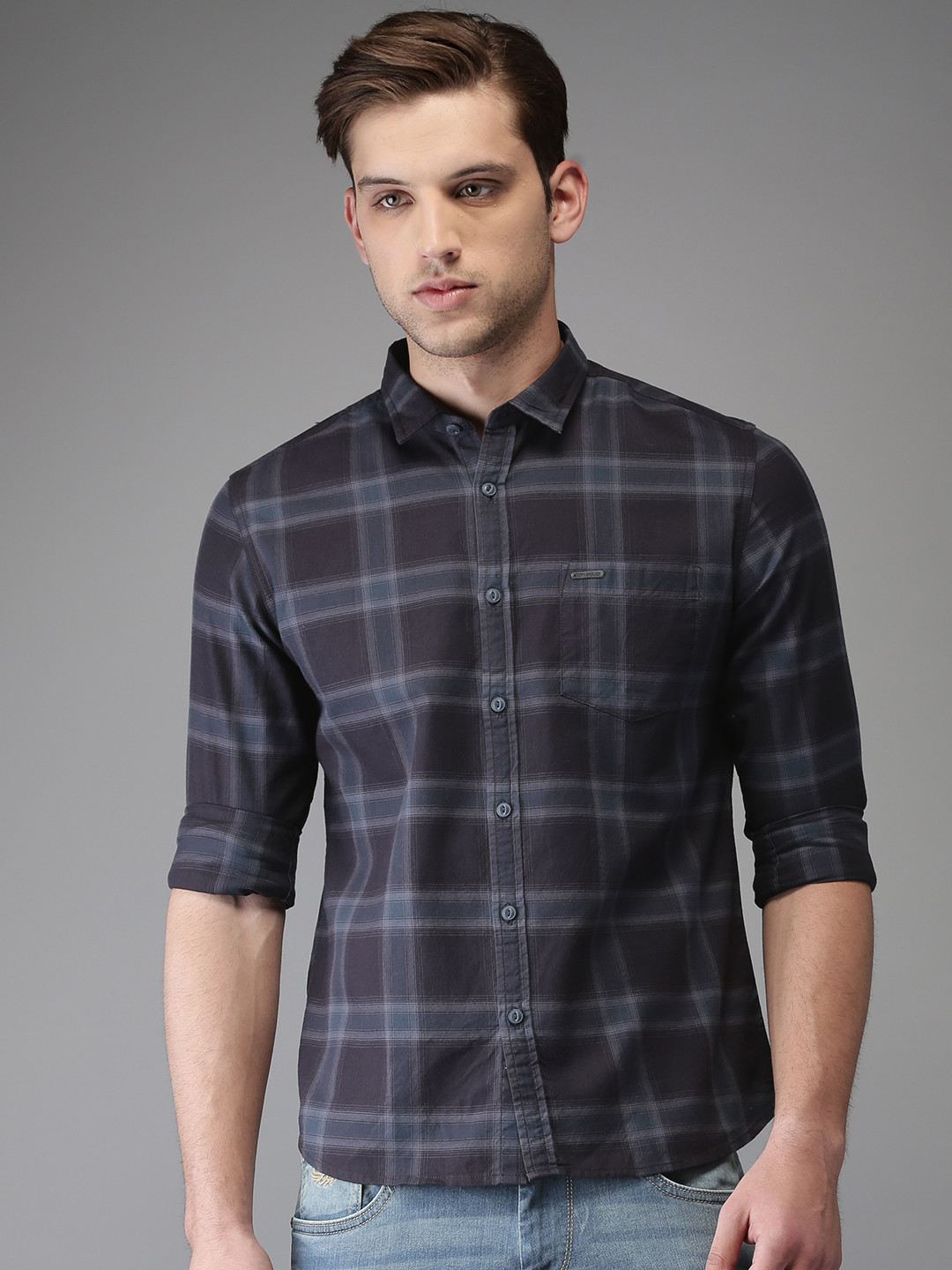 

Flying Machine Men Navy Blue Regular Fit Checked Casual Shirt