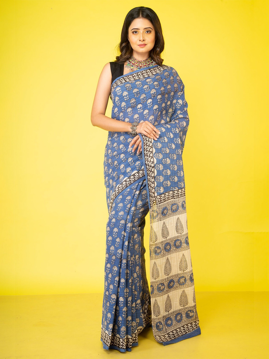 

Unnati Silks Ethnic Motifs Pure Cotton Bagru Saree, Blue