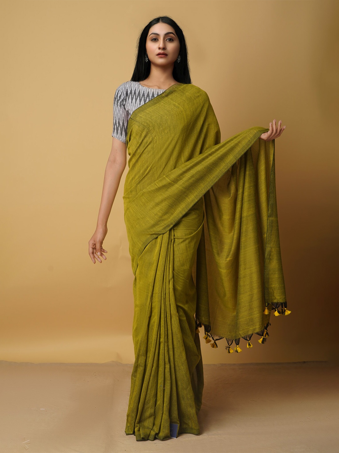 

Unnati Silks Pure Linen Jamdani Saree, Green