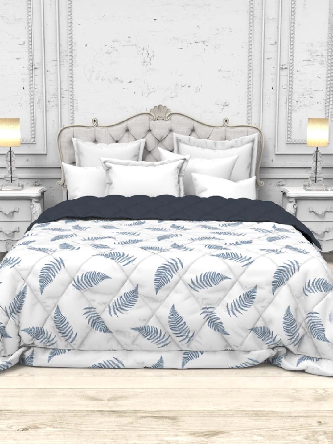 

THE WHITE MOSS White & Blue Ethnic Motifs Heavy Winter 300 GSM Double Bed Comforter