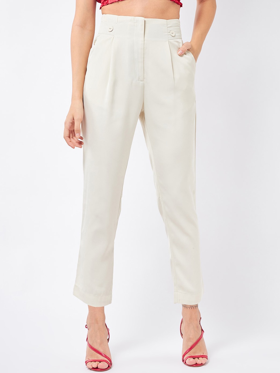 

MAGRE Women Peg Leg High-Rise Pleated Trousers, Off white