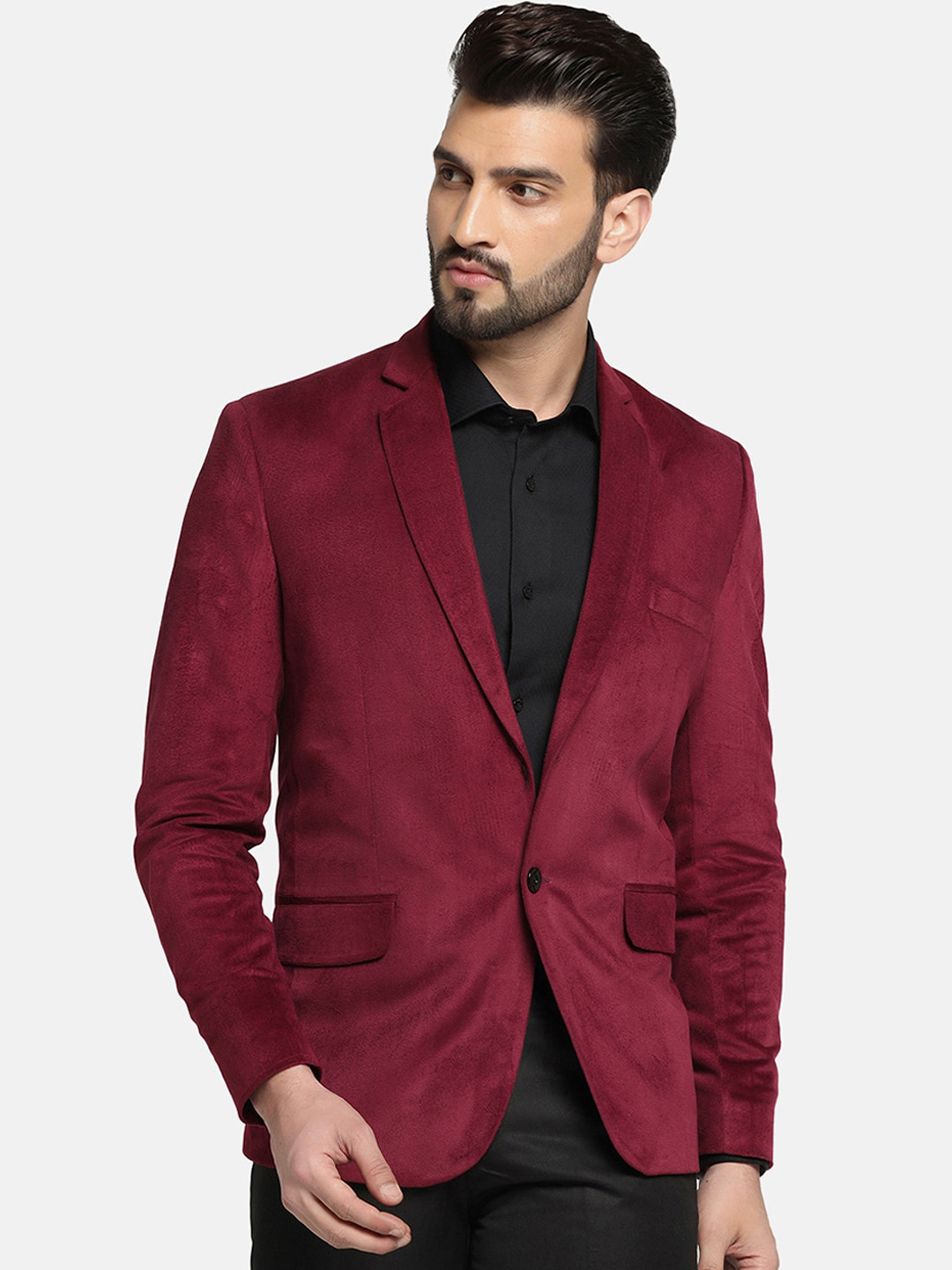 

TAHVO Men Maroon Slim-fit Single-breasted Velvet Blazer