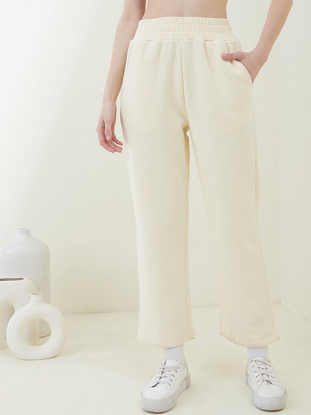 

Femella Women Track Pant, Off white