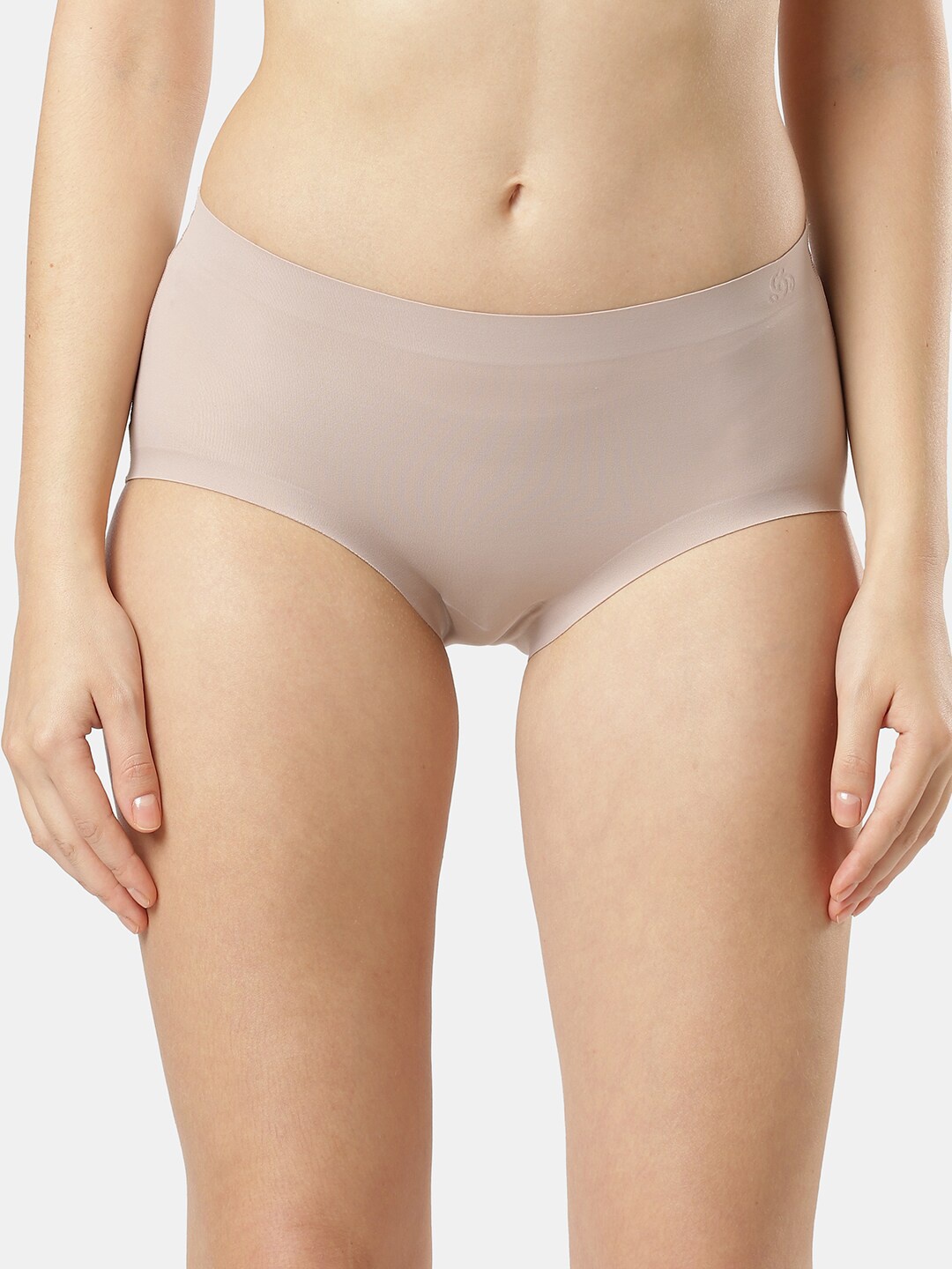 

Jockey High Coverage Soft Touch Microfiber Full Brief with No Visible Pantyline -1827, Taupe