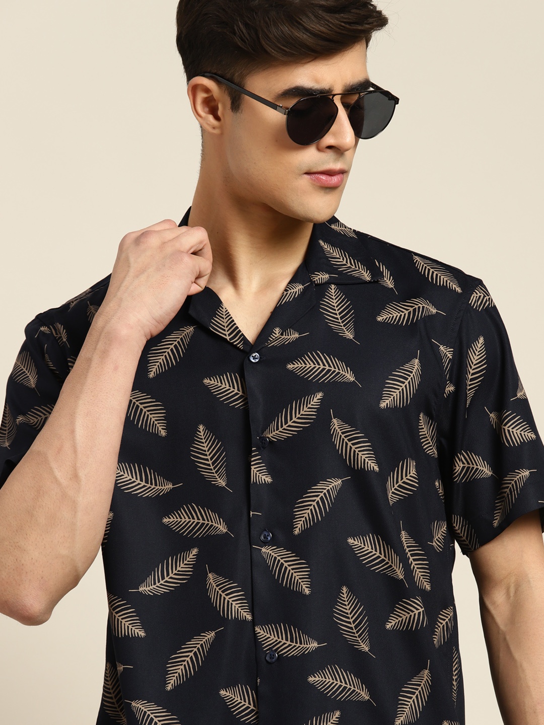 

Hancock Tropical Print Casual Shirt, Black