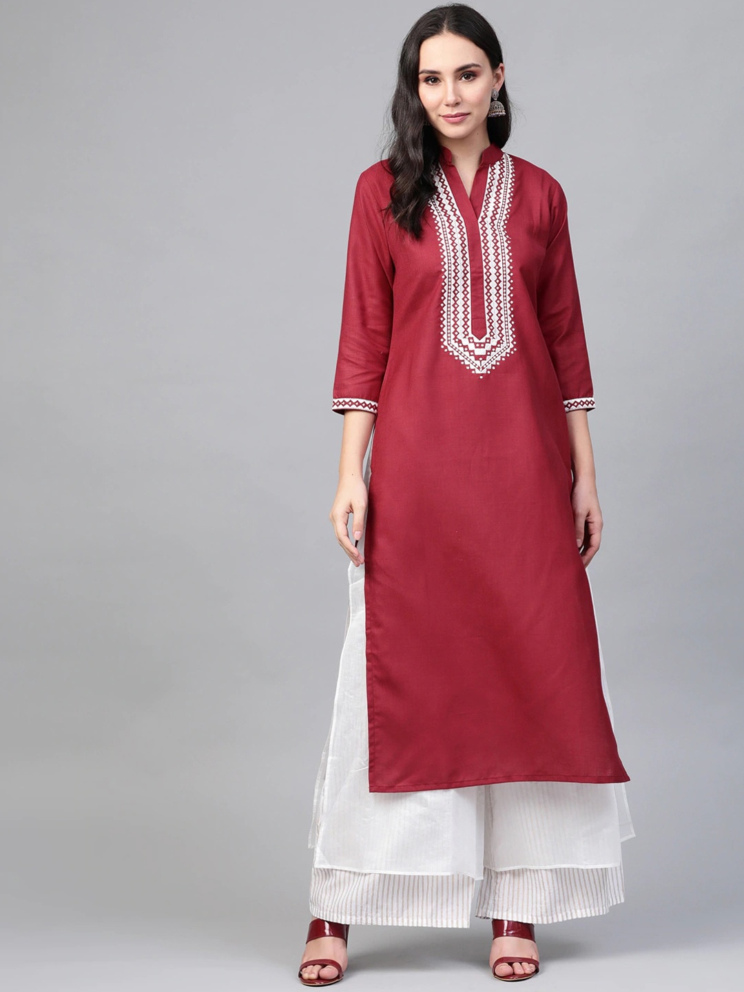 

See Designs Women Yoke Design Thread Work Mandarin Collar Cotton Kurta, Maroon