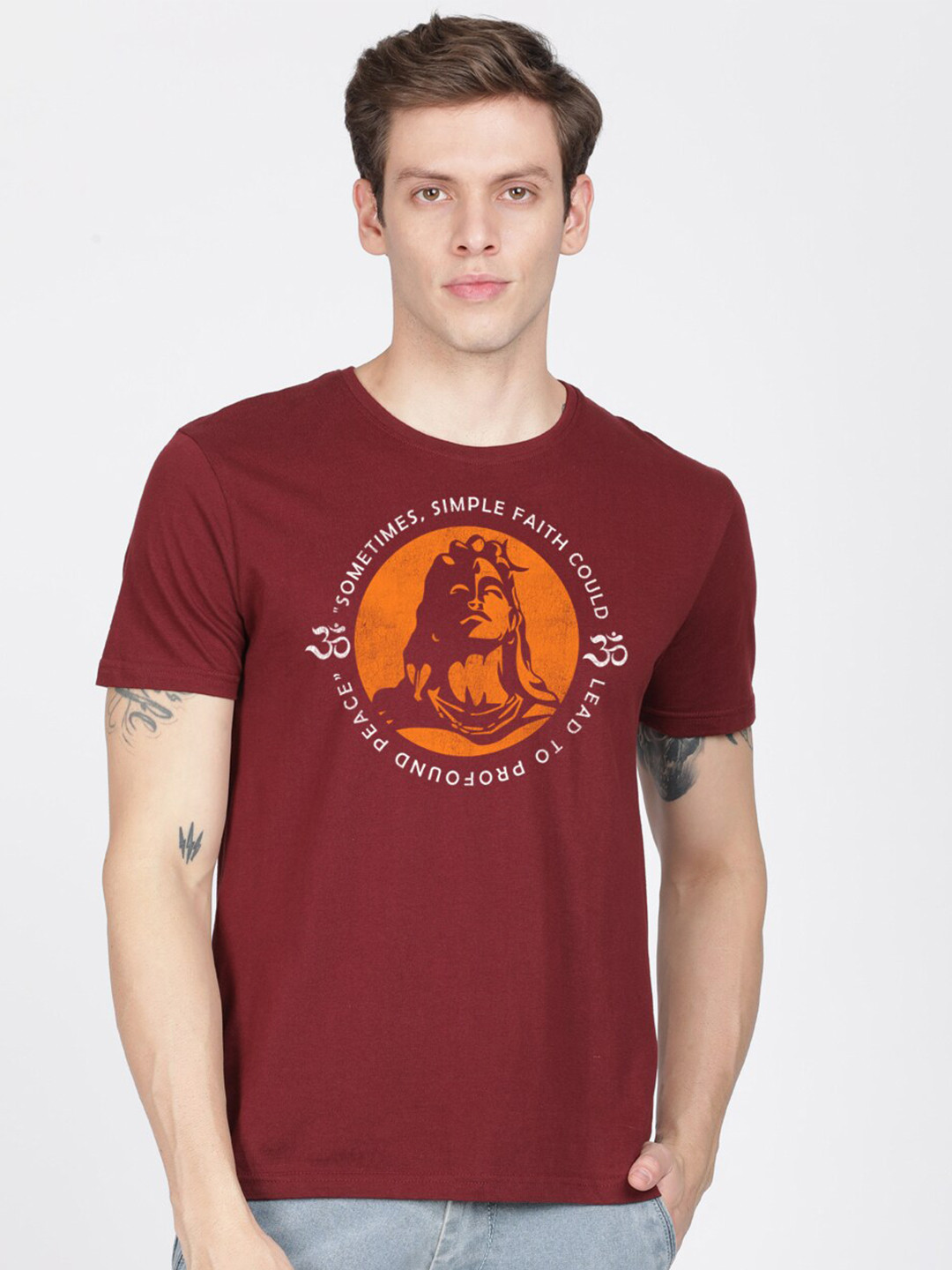 

BLACK RADIO Men Typography Printed Slim Fit Pure Cotton T-shirt, Maroon
