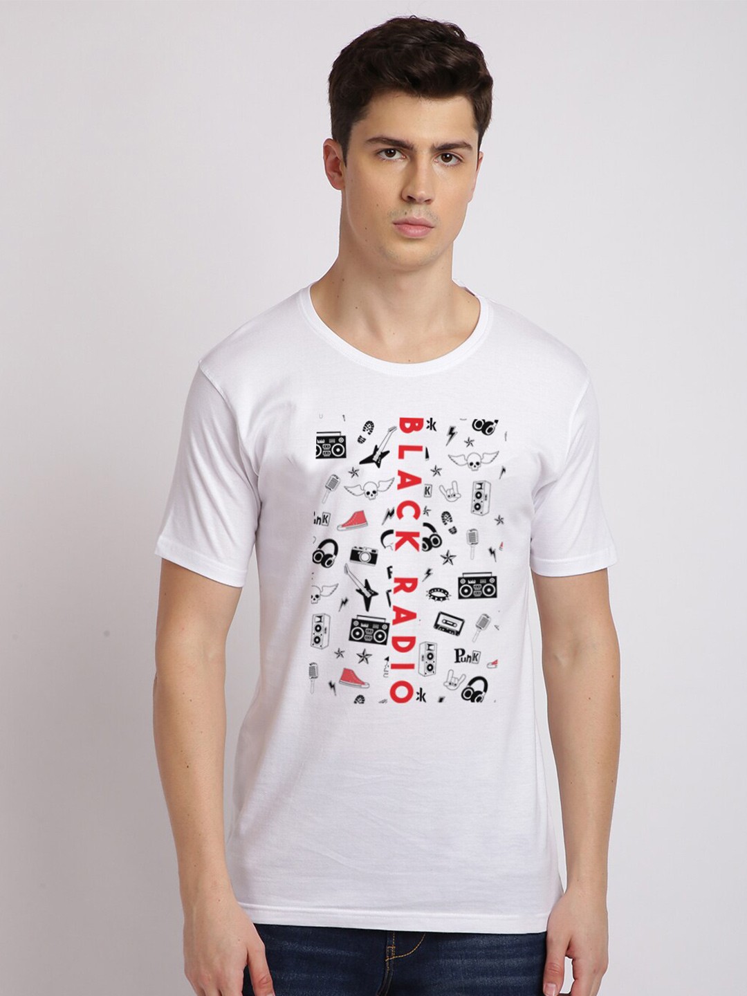 

BLACK RADIO Men Conversational Printed Slim Fit Cotton T-shirt, White